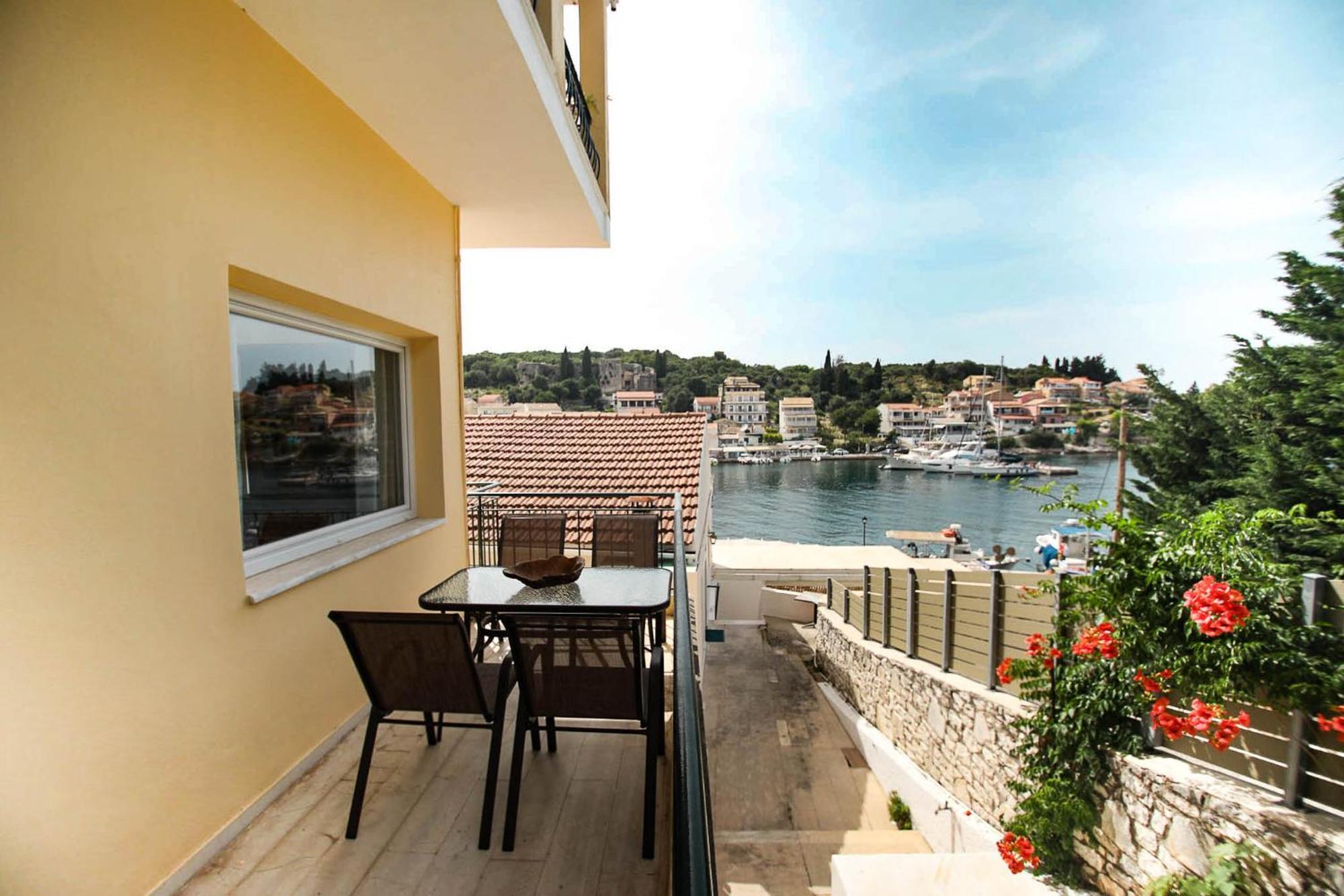 Virginia's Harbour House Kassiopi